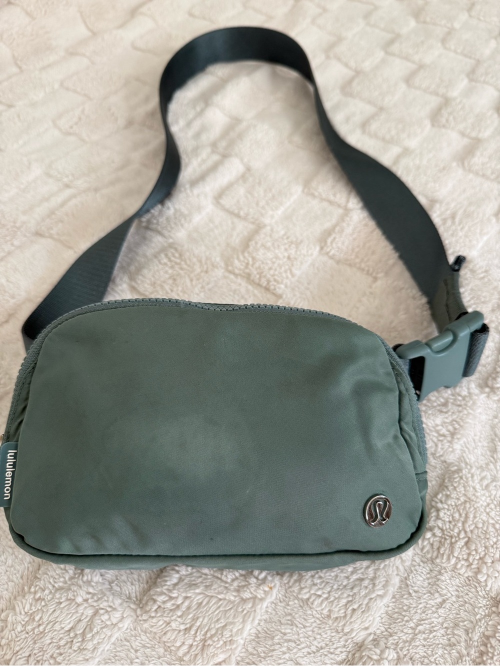 lululemon athletica Men's Tidewater Teal Belt Bag